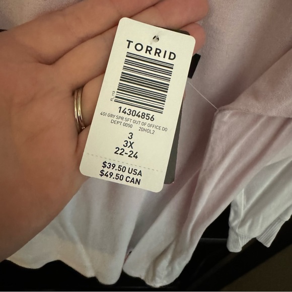 NWT Torrid Super Soft Out of Office Dolman Long Sleeve Tee 3 - Picture 6 of 6